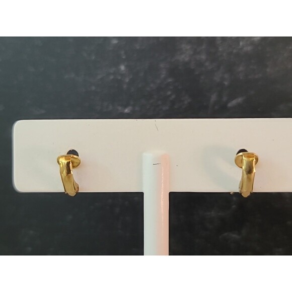 Enamel Butterfly Gold Tone Metal Butterfly Shaped Clip-on Earrings Vintage - Picture 5 of 10